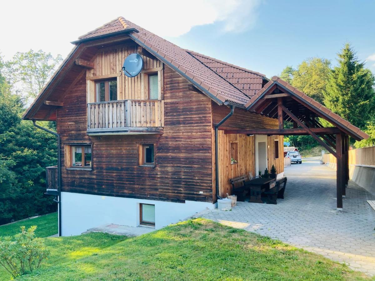 Family House Mozirje Exterior foto